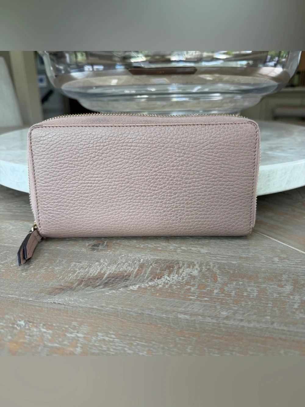 Gucci Blush Pink Pebbled Leather Wallet with Gold GG - Picture 2 of 3